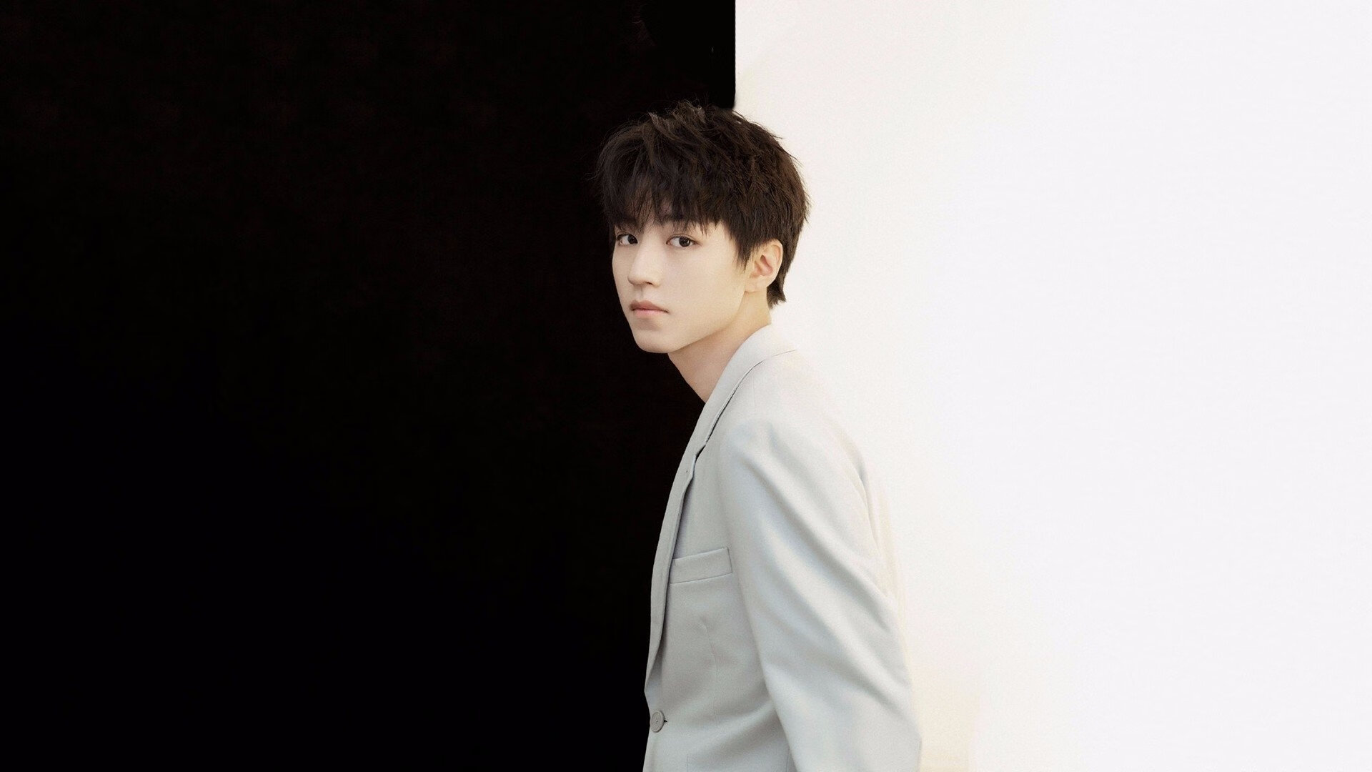 绝境逢生的王者，当福克斯在总决赛接管太阳逆转鹈鹕之战